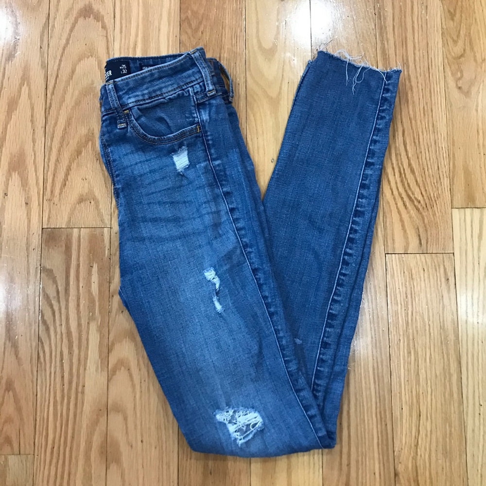 Hollister women’s jeans